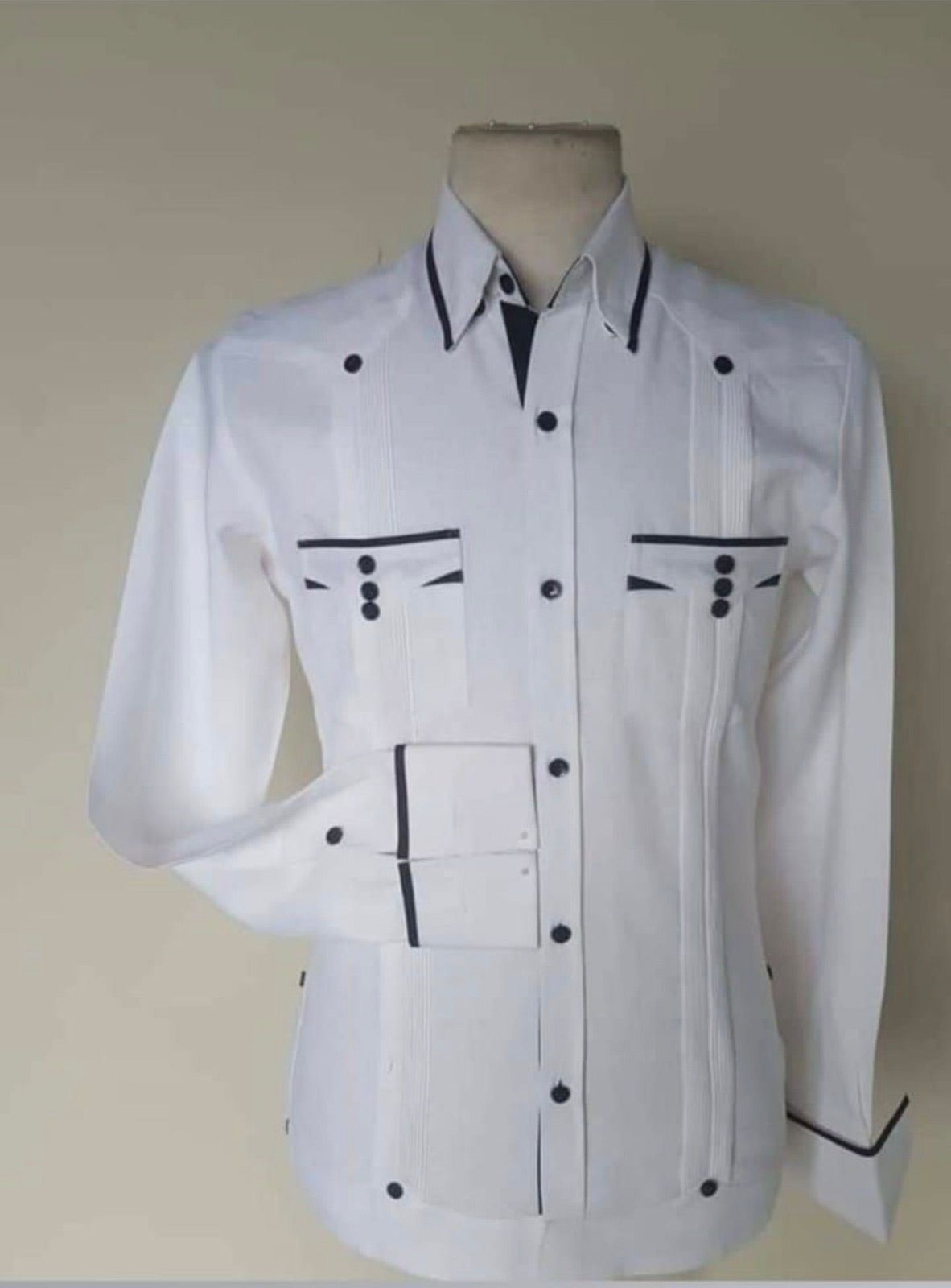long sleeve Chacabana (Guayabera)
